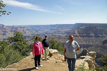 Charly, Christa und mein Vater am Grand Canyon